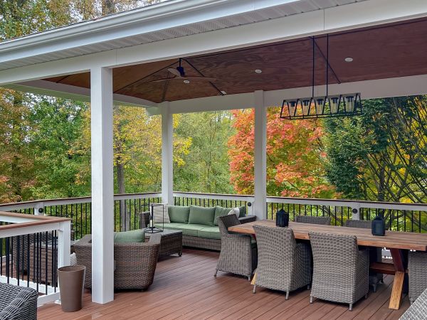 Deck Enclosure Construction in Cincinnati